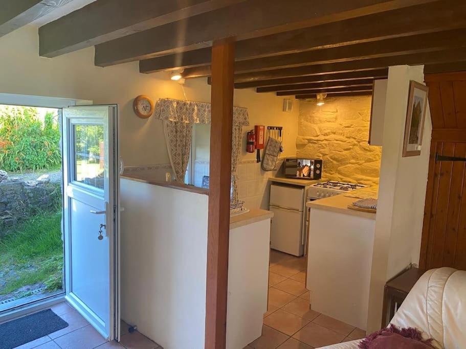 Banc Cottage Moylgrove Kültér fotó